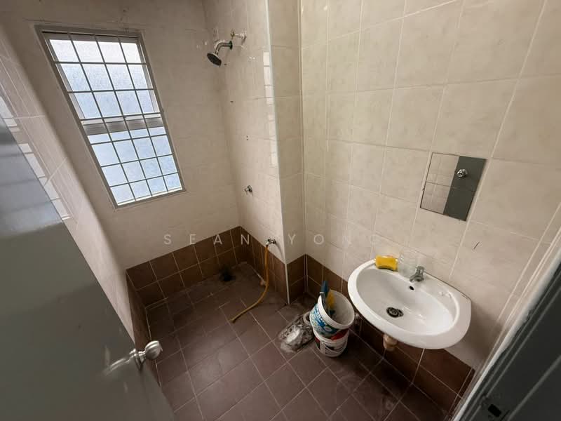 Apartment for Sale at One Sierra Apartment - Sean Yong - Bathroom - PropertyGuru.com.my