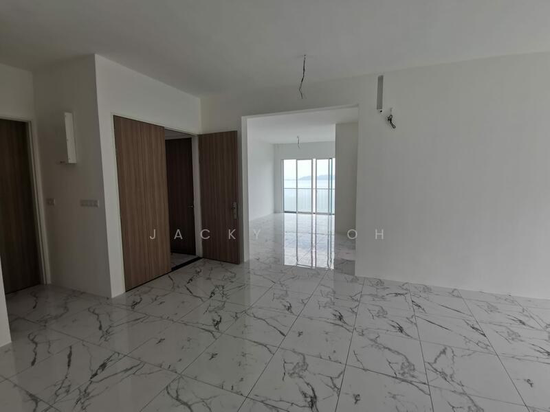 QuayWest Residence untuk Untuk Dijual - RM 1,100,000, Mac 2026 - Living Room - PropertyGuru.com.my
