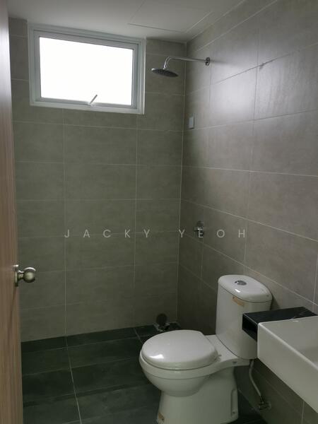 QuayWest Residence untuk Untuk Dijual - RM 1,100,000, Mac 2026 - Bathroom - PropertyGuru.com.my