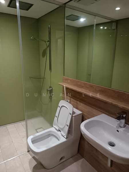 Servis Apartment untuk Disewa di Sky Suites @ KLCC - Duncan Lee - Bathroom - PropertyGuru.com.my