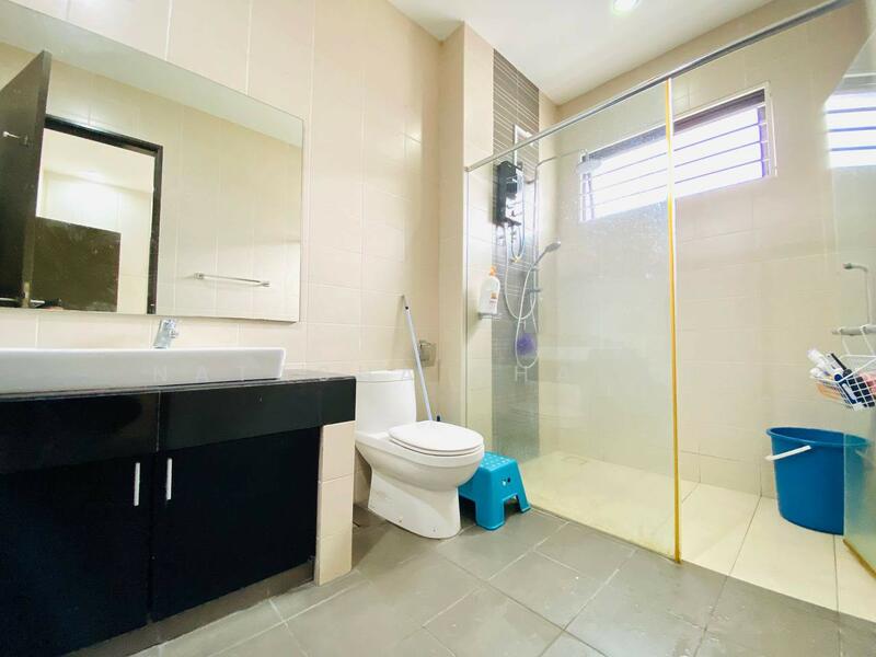 2-storey Terraced House for Sale in Denai Alam (Shah Alam) - Natasha Shadan - Bathroom - PropertyGuru.com.my
