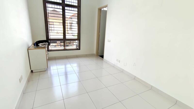 Cluster House for Sale in Setia Tropika (Johor Bahru) - Jacky Chua - Interior - PropertyGuru.com.my