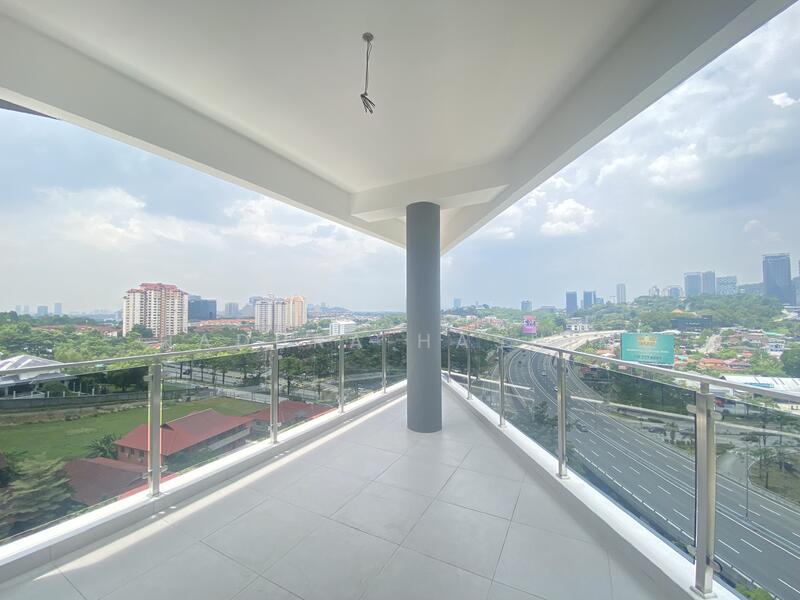 Master Bedroom Balcony