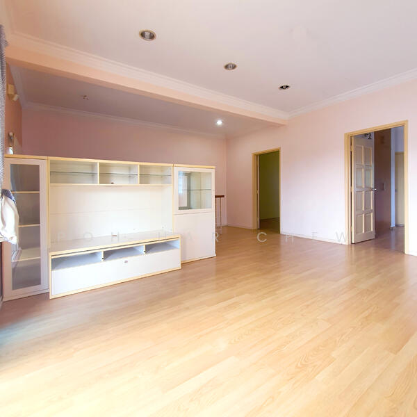 3rd Floor Living Room