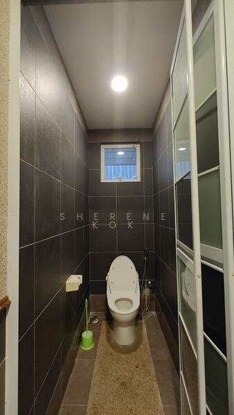 I0028 2 Adjoining Semi D Factory @ Batu Kitang 1+ minutes to 7th Mile Traffic Light untuk Untuk Dijual - RM 3,980,000, Apr 2026 - Bathroom - PropertyGuru.com.my