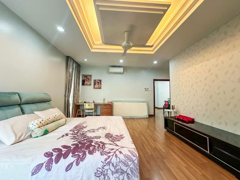 Kemuning Residence untuk Untuk Dijual - RM 1,490,000, Mac 2026 - Bedroom - PropertyGuru.com.my