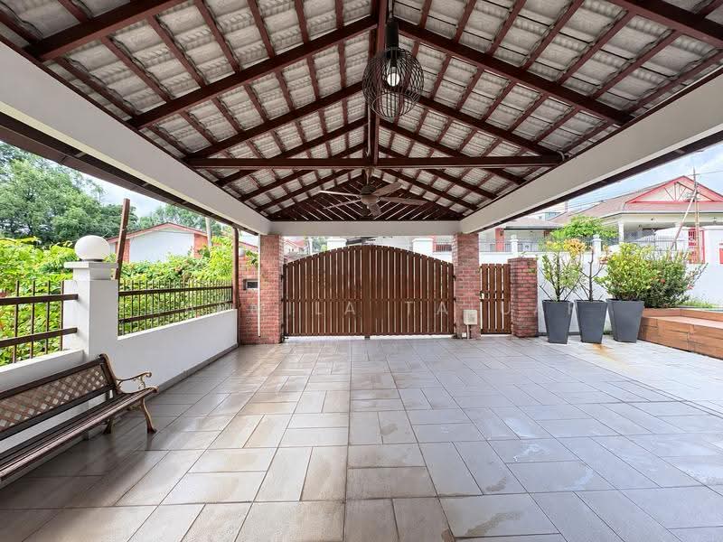 Rumah Banglo untuk Dijual di Seksyen 11 (Petaling Jaya) - Sharmila Taluar - Exterior - PropertyGuru.com.my
