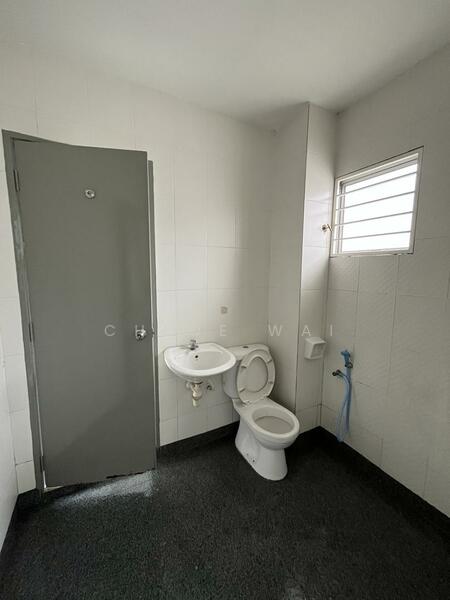 2-storey Terraced House for Sale in Shah Alam (Selangor) - Chloe Wai - Bathroom - PropertyGuru.com.my