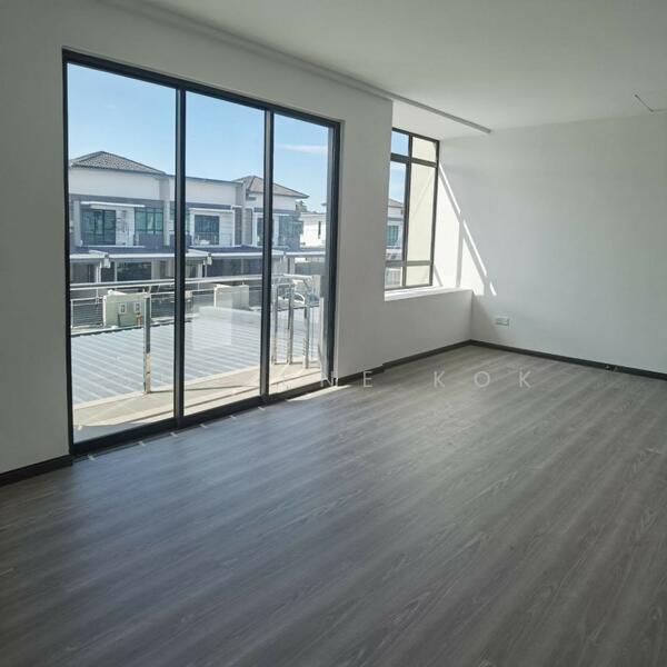 2-storey Terraced House for Sale in City Garden (Samarahan) - Sherene Kok - Living Room - PropertyGuru.com.my