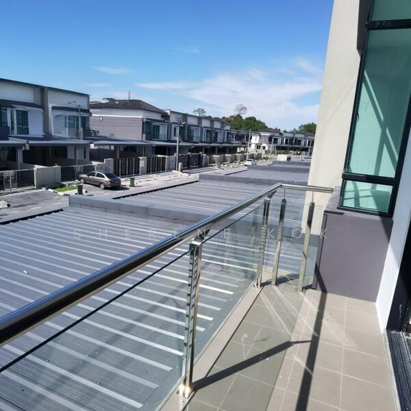 2-storey Terraced House for Sale in City Garden (Samarahan) - Sherene Kok - Balcony - PropertyGuru.com.my