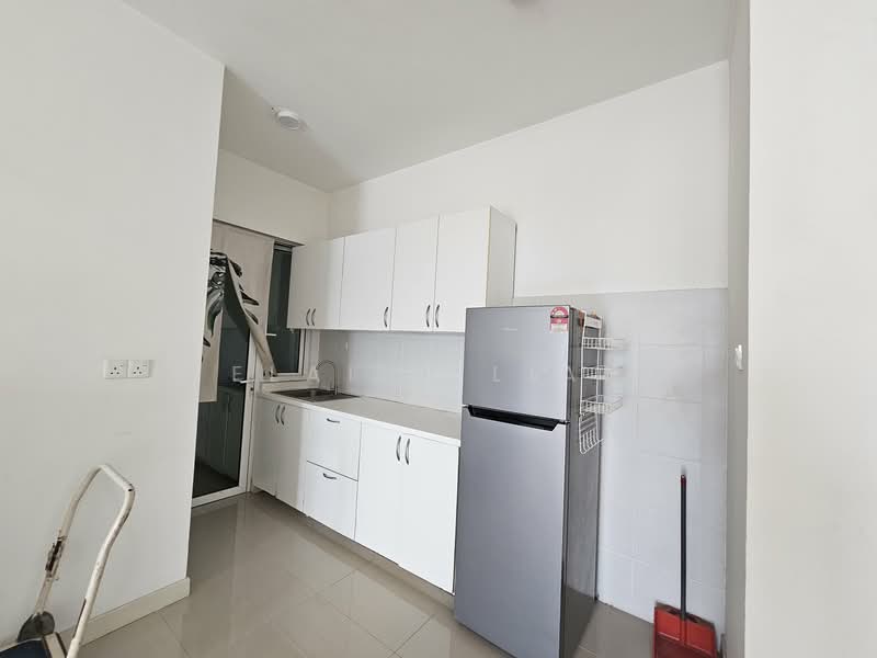 Condominium for Rent at Scenaria @ North Kiara Hills - Elaine Lian - Kitchen - PropertyGuru.com.my