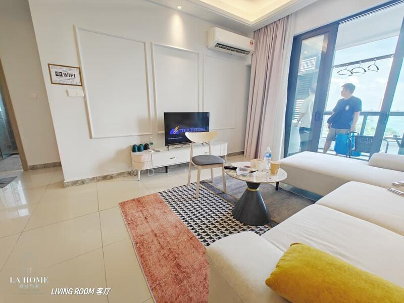 Condominium for Sale at R&F Princess Cove Phase 2-Seine Region - Gyden Heng - Living Room - PropertyGuru.com.my