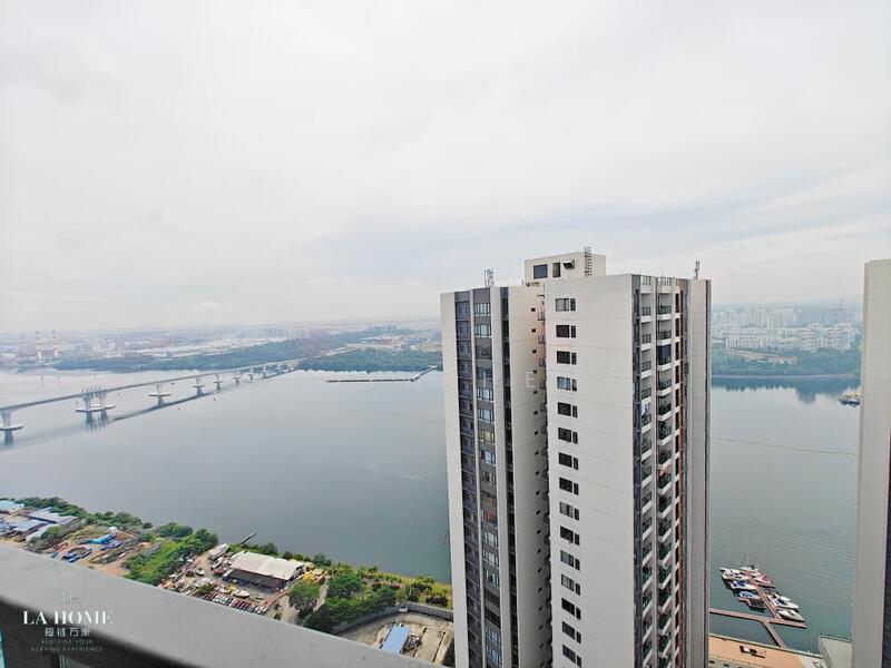 Condominium for Sale at R&F Princess Cove Phase 2-Seine Region - Gyden Heng - Balcony - PropertyGuru.com.my