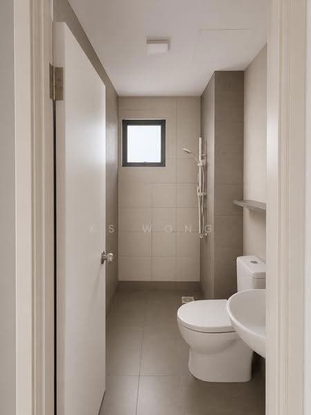 Kondominium untuk Dijual di Casa Green - KS Wong - Bathroom - PropertyGuru.com.my