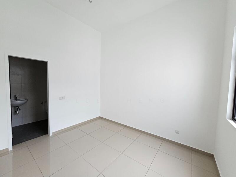 Terraced House for Sale in Medini (Iskandar Puteri (Nusajaya)) - Alden Heng - Bathroom - PropertyGuru.com.my
