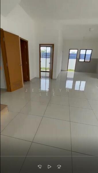 Semi-Detached House for Sale in Semenyih (Selangor) - Jesslyn Lee - Living Room - PropertyGuru.com.my