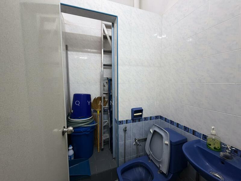 Terraced House for Sale in Island Glades (Jelutong) - Qyan Goh - Bathroom - PropertyGuru.com.my