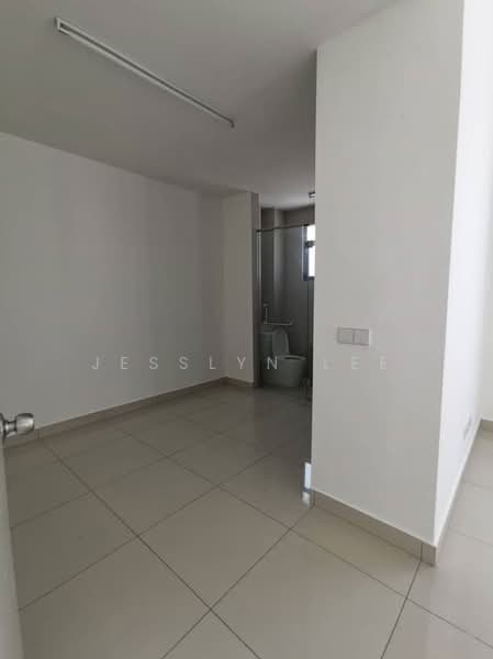 Semi-Detached House for Sale in Setia Ecohill (Semenyih) - Jesslyn Lee - Bathroom - PropertyGuru.com.my