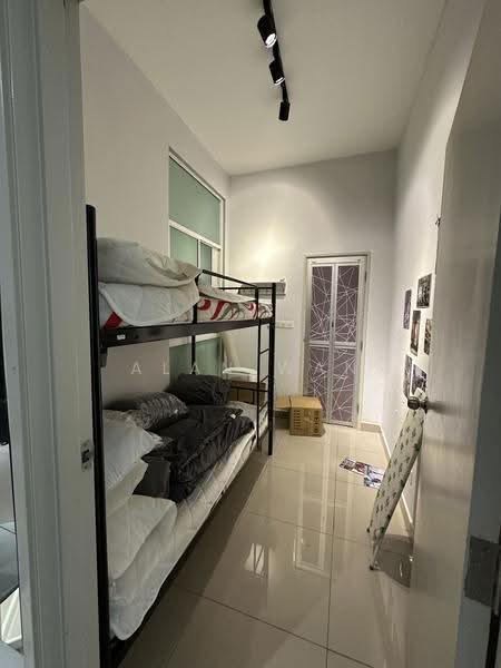 Kediaman Servis untuk Disewa di Saville D'lake - Alan Wan - Bedroom - PropertyGuru.com.my