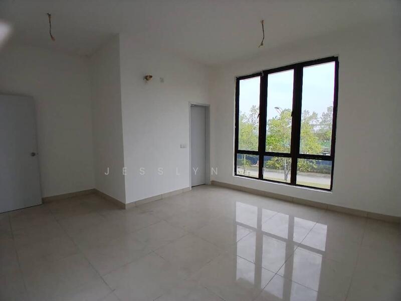 Setia Ecohill 1 untuk Untuk Dijual - RM 948,000, Feb 2026 - Living Room - PropertyGuru.com.my