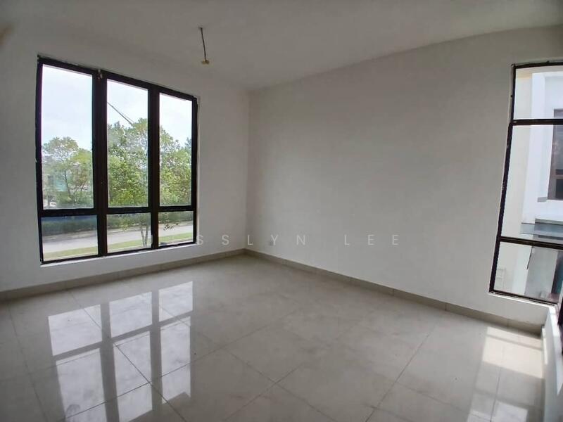 Setia Ecohill 1 untuk Untuk Dijual - RM 948,000, Feb 2026 - Living Room - PropertyGuru.com.my