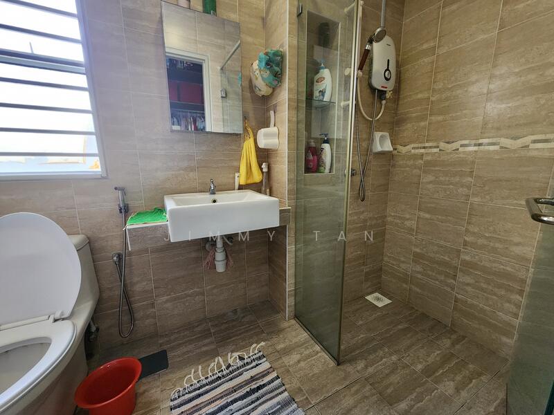 2-storey Terraced House for Sale in Bandar Seri Coalfields (Ijok) - Jimmy Tan - Bathroom - PropertyGuru.com.my