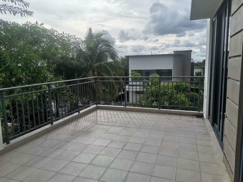 Townhouse for Sale in Semenyih (Selangor) - Jasper Tan - Balcony - PropertyGuru.com.my