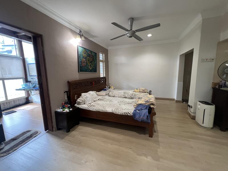 2-storey Terraced House for Sale in Bukit Jelutong (Shah Alam) - Lester Lee - Bedroom - PropertyGuru.com.my