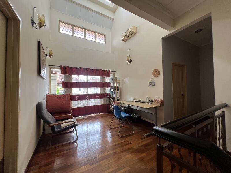 2-storey Terraced House for Sale in Bukit Jelutong (Shah Alam) - Lester Lee - Living Room - PropertyGuru.com.my