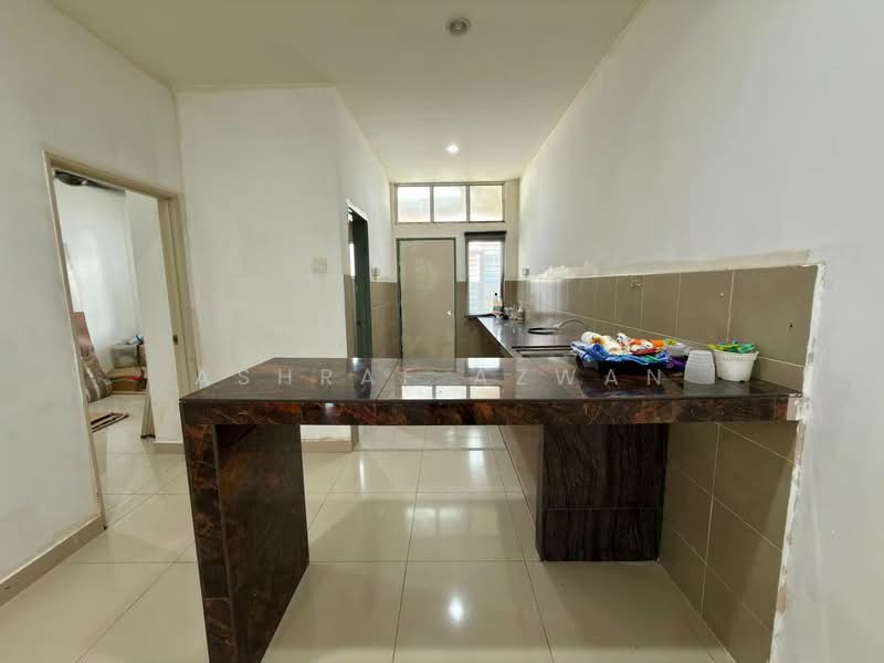 Terraced House for Sale in Semenyih (Selangor) - Ashraf Azwan - Kitchen - PropertyGuru.com.my