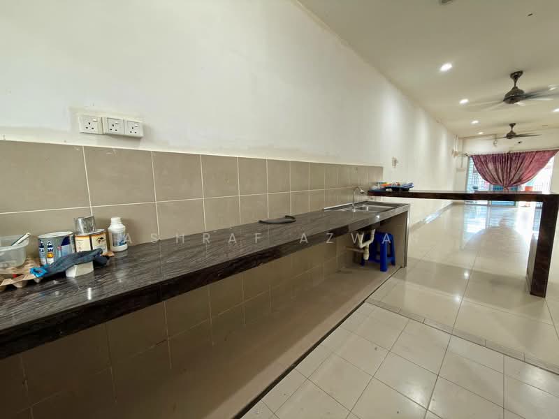 Terraced House for Sale in Semenyih (Selangor) - Ashraf Azwan - Kitchen - PropertyGuru.com.my