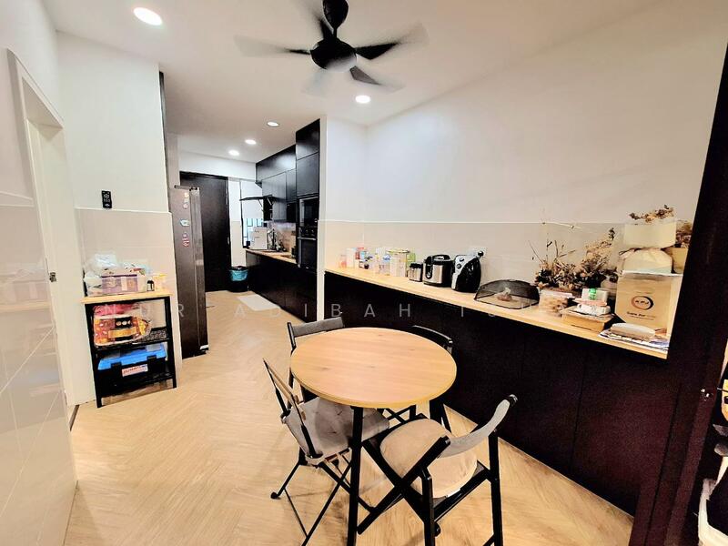 2-storey Terraced House for Sale in Elmina (Shah Alam) - Nur Adibah Ishak - Kitchen - PropertyGuru.com.my