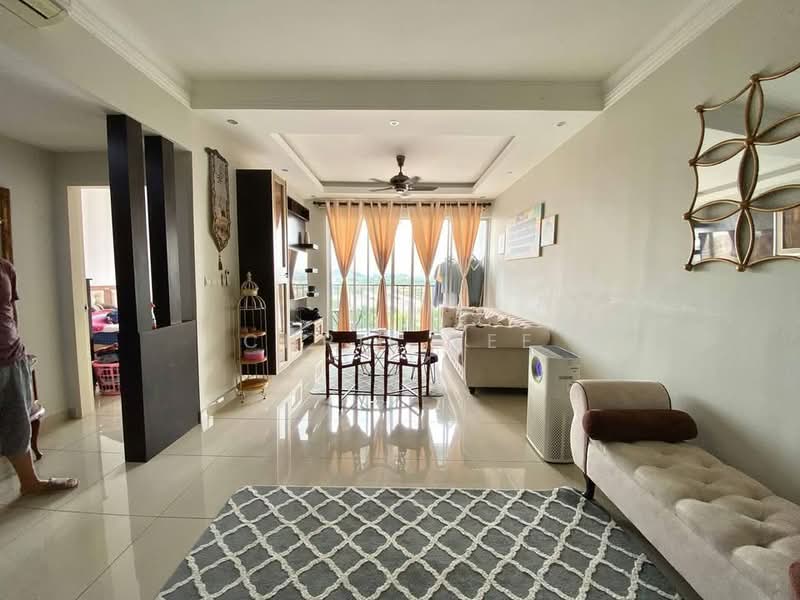 Kondominium untuk Disewa di Simfoni 1 - Chris Lee - Living Room - PropertyGuru.com.my