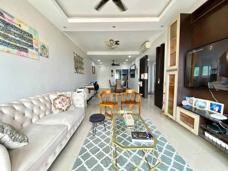 Kondominium untuk Disewa di Simfoni 1 - Chris Lee - Living Room - PropertyGuru.com.my