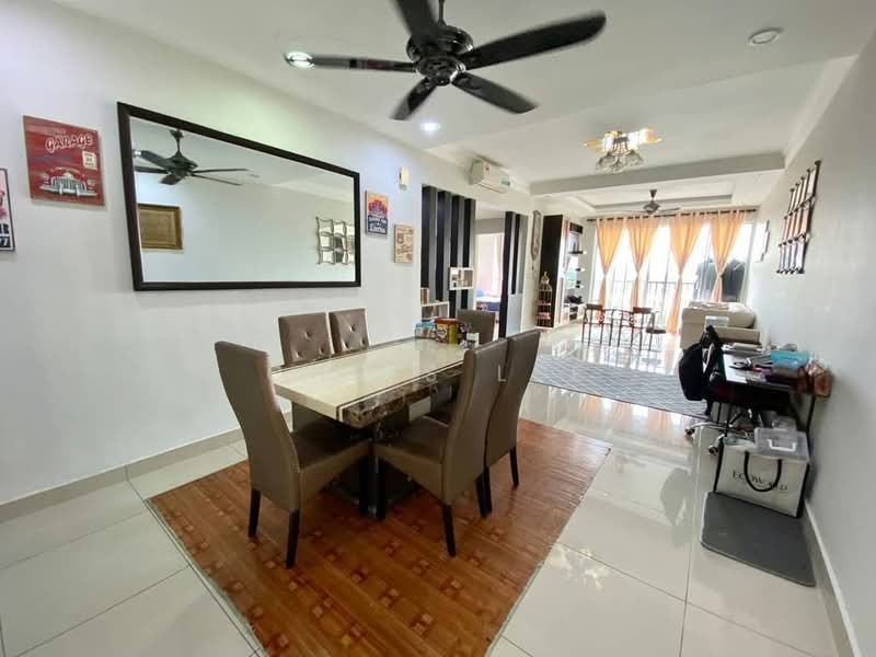 Kondominium untuk Disewa di Simfoni 1 - Chris Lee - Dining Room - PropertyGuru.com.my