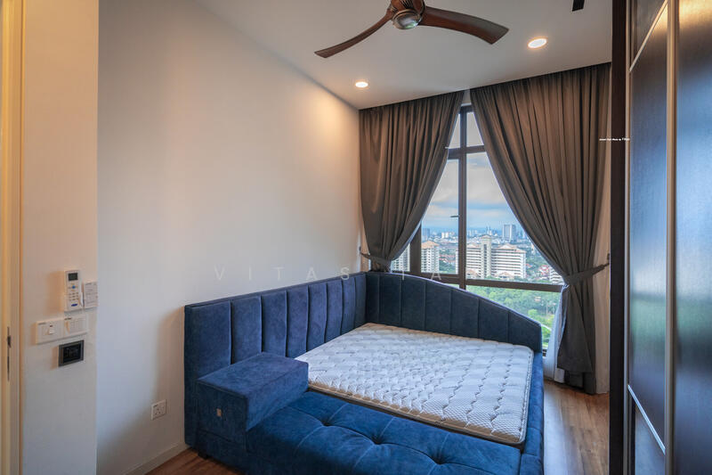 The Park Sky Residence untuk Untuk Disewa - RM 3,500 /bulan, Mac 2026 - Bedroom - PropertyGuru.com.my