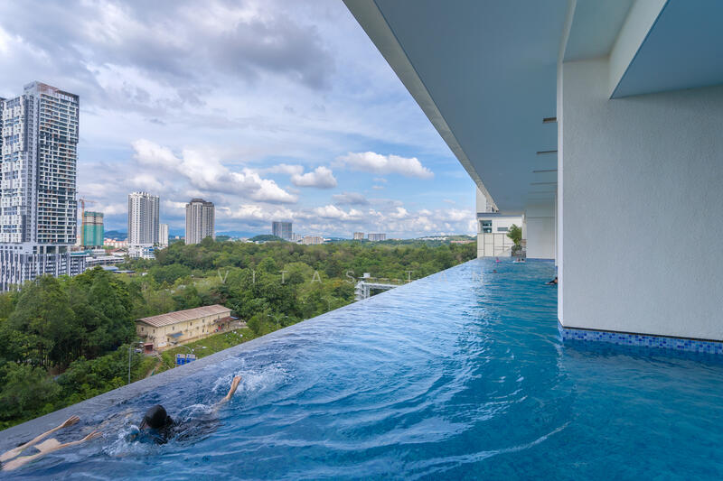 The Park Sky Residence untuk Untuk Disewa - RM 3,500 /bulan, Mac 2026 - Pool - PropertyGuru.com.my
