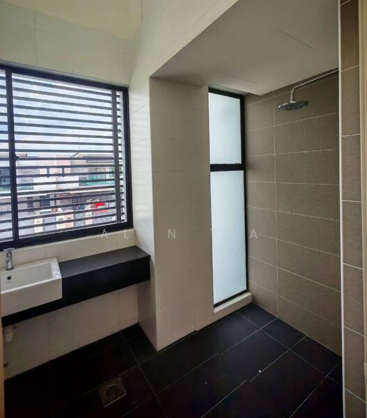 Adda Heights untuk Untuk Dijual - RM 1,380,000, Mac 2026 - Bathroom - PropertyGuru.com.my