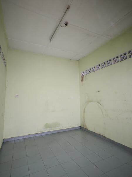1-storey Terraced House for Sale in Klang (Selangor) - Lay Bee - Interior - PropertyGuru.com.my
