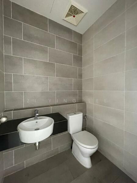 2-storey Terraced House for Sale in Telok Panglima Garang (Selangor) - Zi Ying Lee - Bathroom - PropertyGuru.com.my