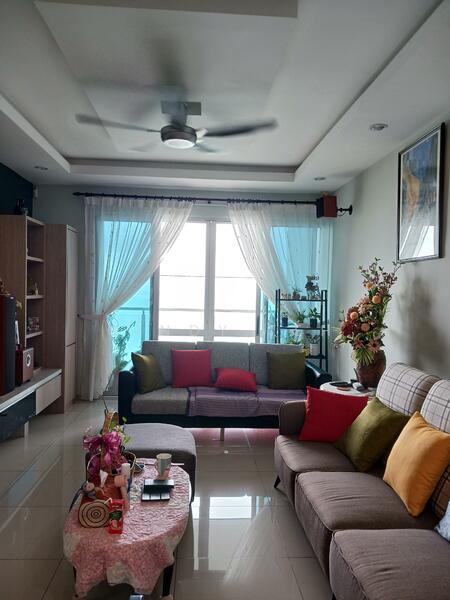 Condominium for Sale at 10 Island Resort - Cindy Teh - Living Room - PropertyGuru.com.my