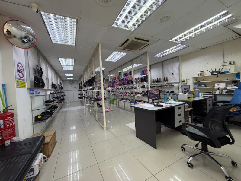 Shop for Rent in KL City Centre (Kuala Lumpur) - Steven Tay - Interior - PropertyGuru.com.my