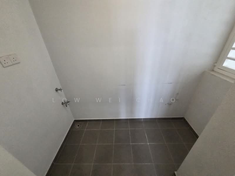 Condominium for Rent at Inwood Residences - Low Wei Chao - Laundry area - PropertyGuru.com.my