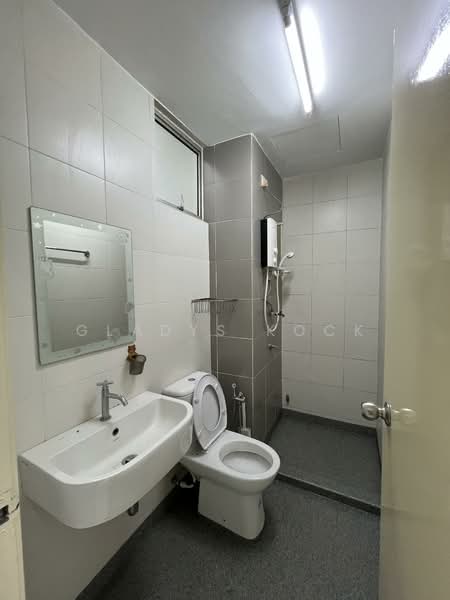 Condominium for Sale at Elit Heights @ Bayan City - Gladys Kock - Bathroom - PropertyGuru.com.my
