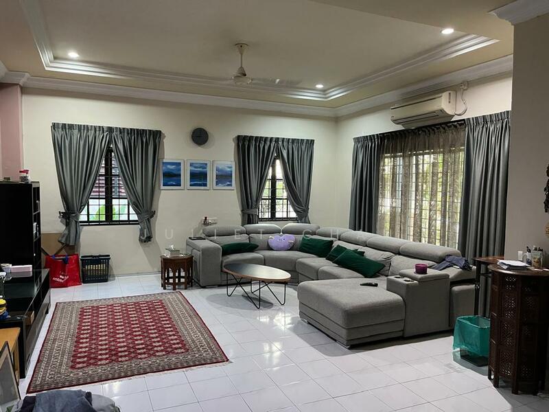 Bungalow for Sale in Bandar Baru Sri Klebang (Chemor) - Juliet Chan - Living Room - PropertyGuru.com.my