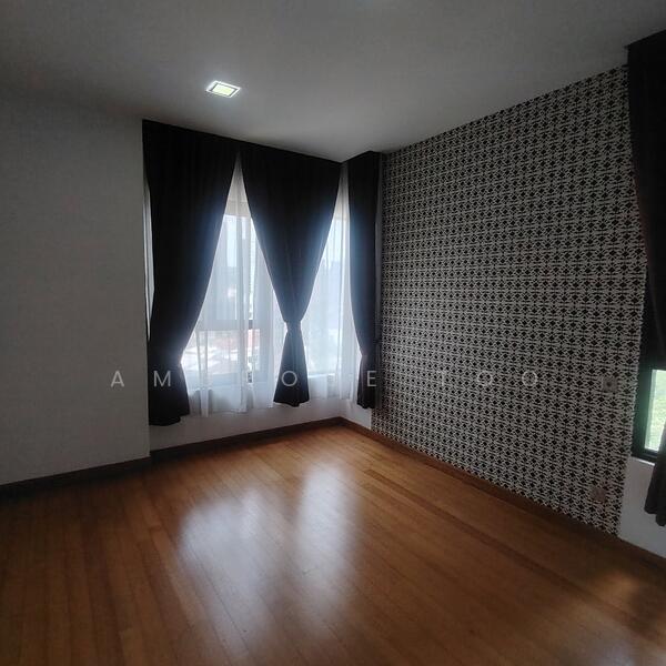 master room