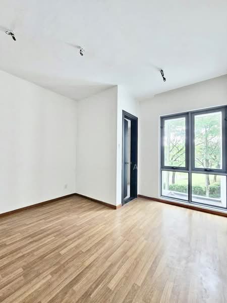Semi-Detached House for Sale in Taman Molek (Johor Bahru) - Yik Tat - PropertyGuru.com.my