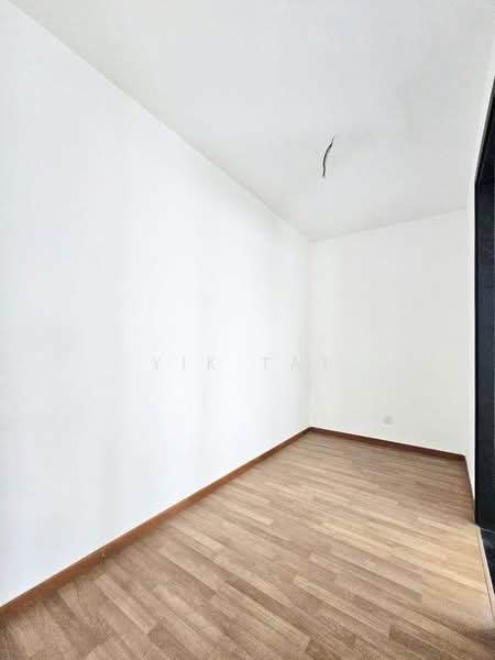 Semi-Detached House for Sale in Taman Molek (Johor Bahru) - Yik Tat - PropertyGuru.com.my