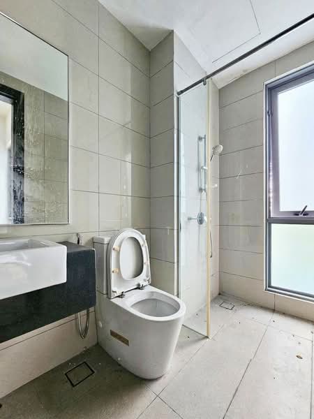 Semi-Detached House for Sale in Taman Molek (Johor Bahru) - Yik Tat - PropertyGuru.com.my