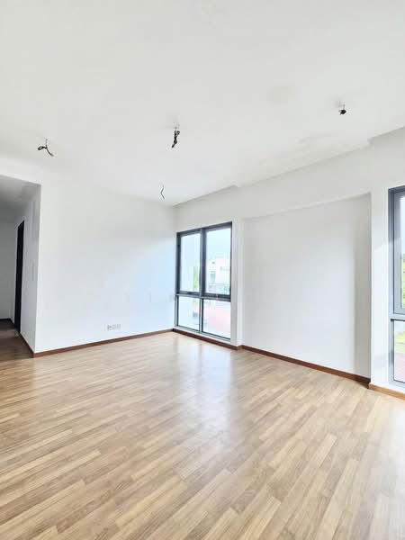 Semi-Detached House for Sale in Taman Molek (Johor Bahru) - Yik Tat - PropertyGuru.com.my